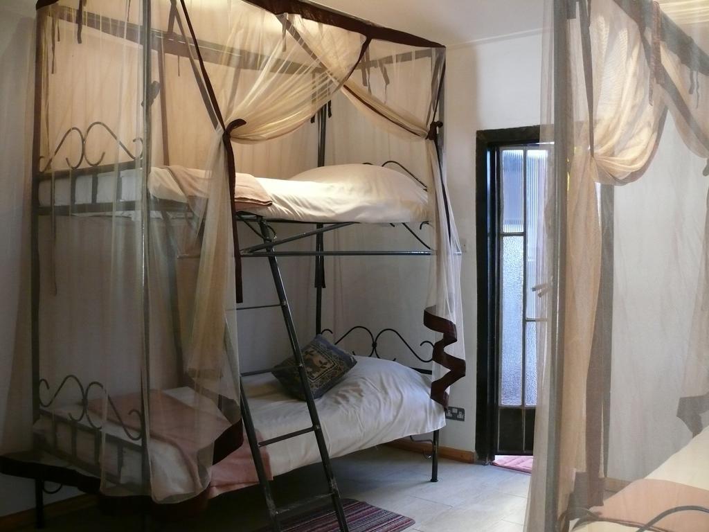 Zigzag Town Lodge Livingstone Zimmer foto